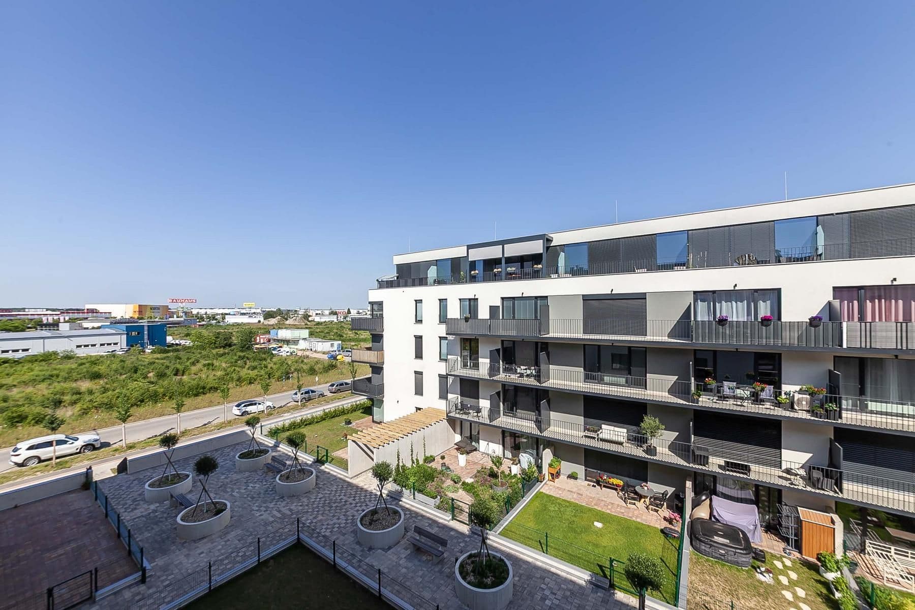 Predaj bytu 2-izbový 77 m², Plzeň, Plzeňský kraj Predaj bytu 2-izbový 77 m², Plzeň, Plzeňský kraj