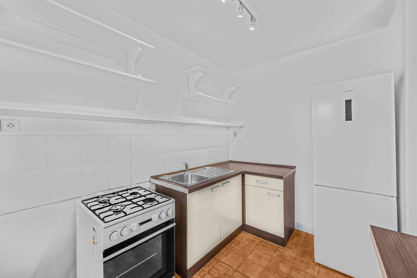 Prenájom bytu 2-izbový 45 m², Mládeže, Praha, Praha Prenájom bytu 2-izbový 45 m², Mládeže, Praha, Praha