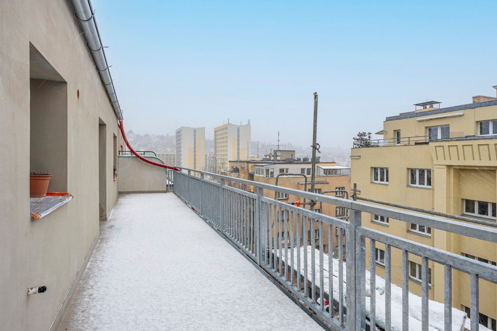 Prenájom bytu 2-izbový 45 m², Mládeže, Praha, Praha Prenájom bytu 2-izbový 45 m², Mládeže, Praha, Praha