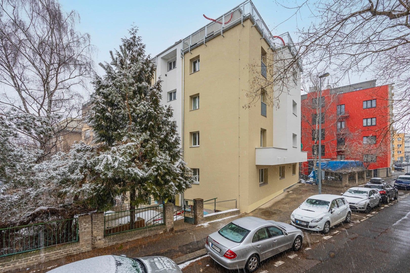 Prenájom bytu 2-izbový 45 m², Mládeže, Praha, Praha Prenájom bytu 2-izbový 45 m², Mládeže, Praha, Praha