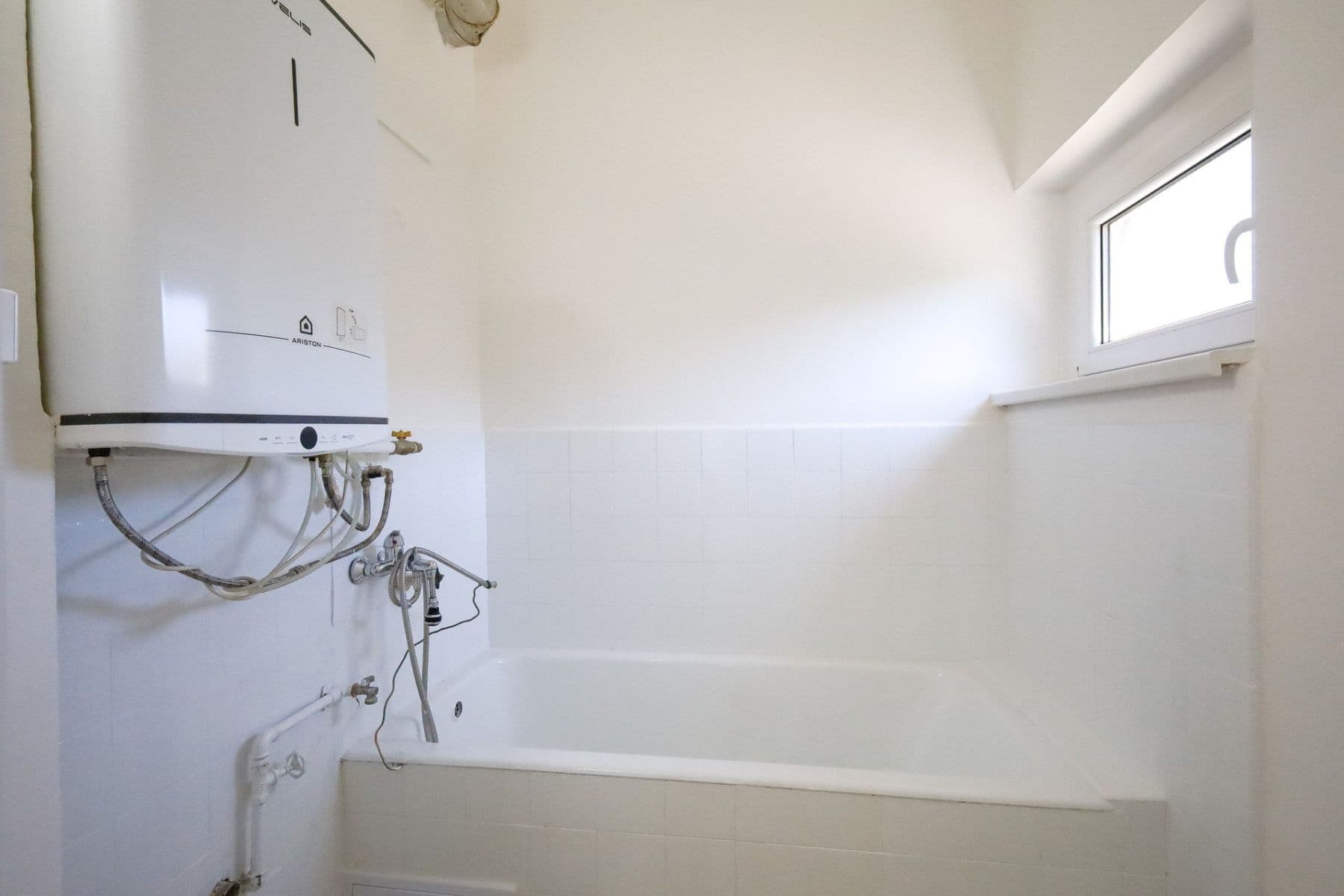 Predaj bytu 2-izbový 44 m², Nad Kajetánkou, Praha, Praha Predaj bytu 2-izbový 44 m², Nad Kajetánkou, Praha, Praha