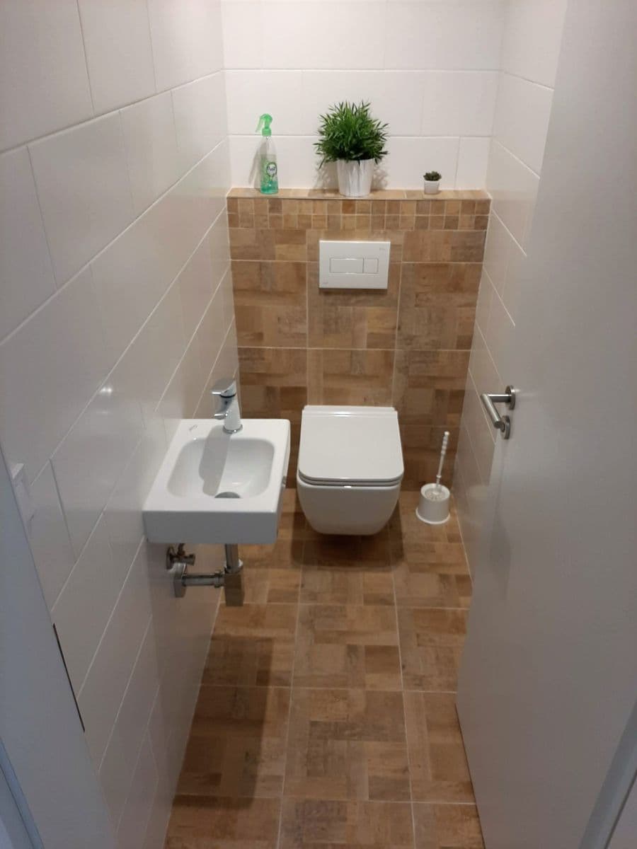 Predaj bytu 4-izbový 80 m², Smutného, Znojmo, Jihomoravský kraj Predaj bytu 4-izbový 80 m², Smutného, Znojmo, Jihomoravský kraj