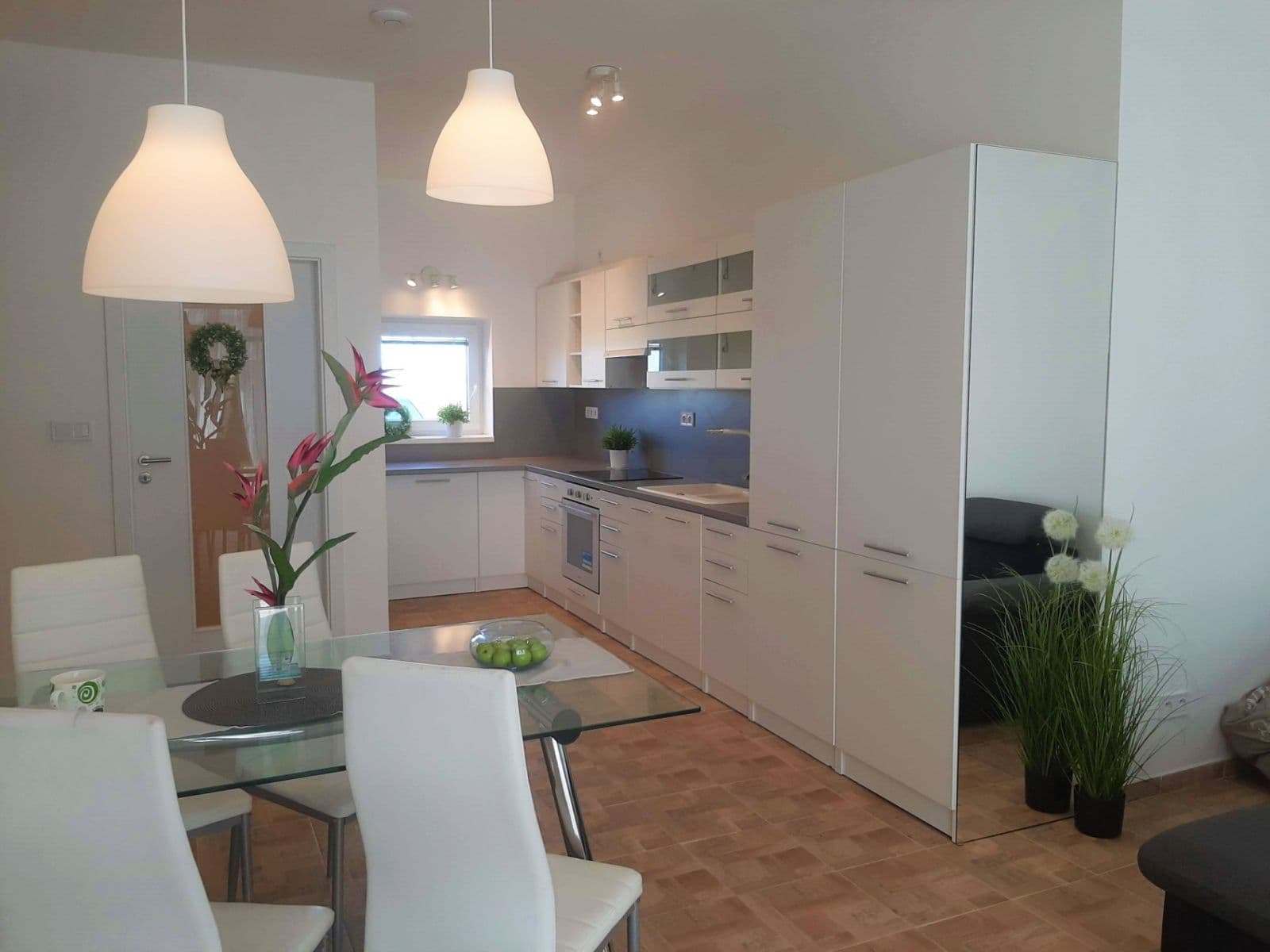 Predaj bytu 4-izbový 80 m², Smutného, Znojmo, Jihomoravský kraj Predaj bytu 4-izbový 80 m², Smutného, Znojmo, Jihomoravský kraj