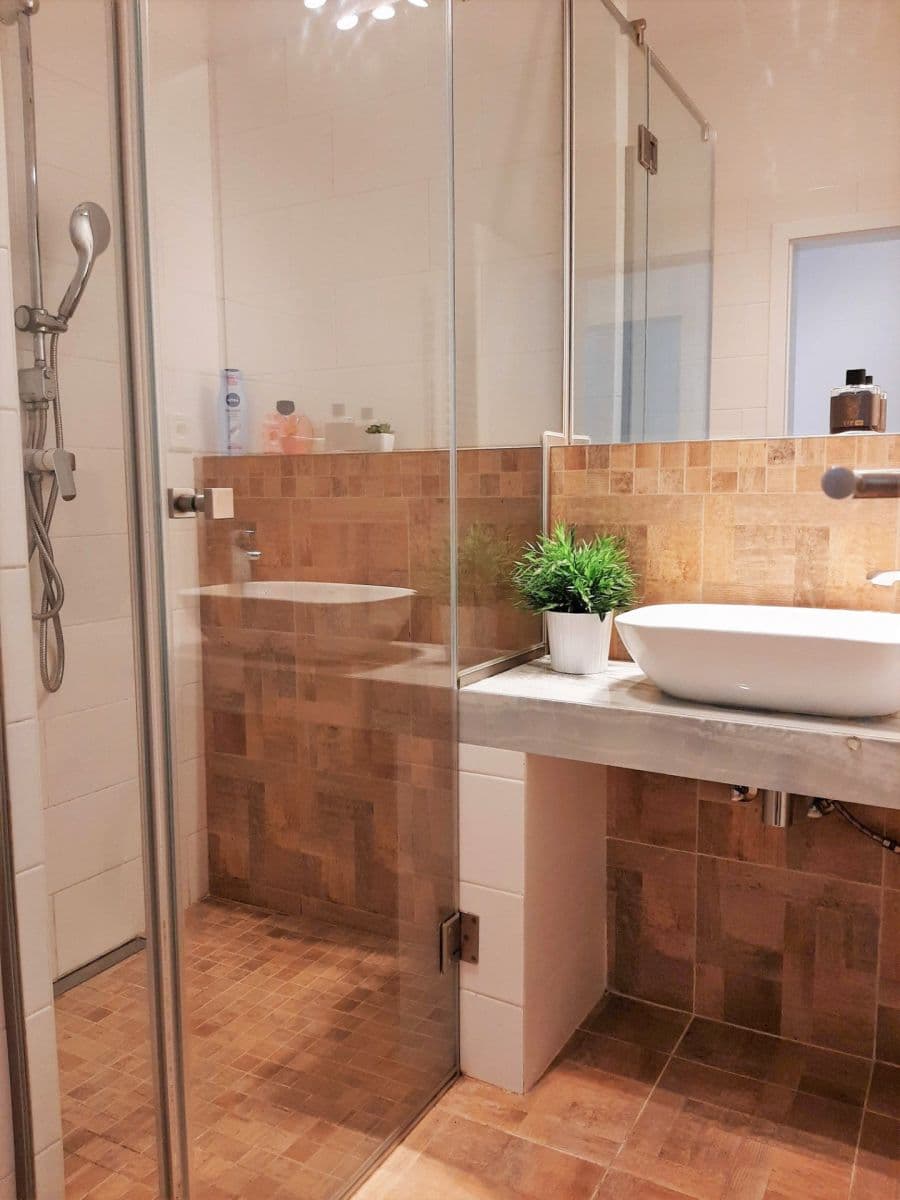 Predaj bytu 4-izbový 80 m², Smutného, Znojmo, Jihomoravský kraj Predaj bytu 4-izbový 80 m², Smutného, Znojmo, Jihomoravský kraj