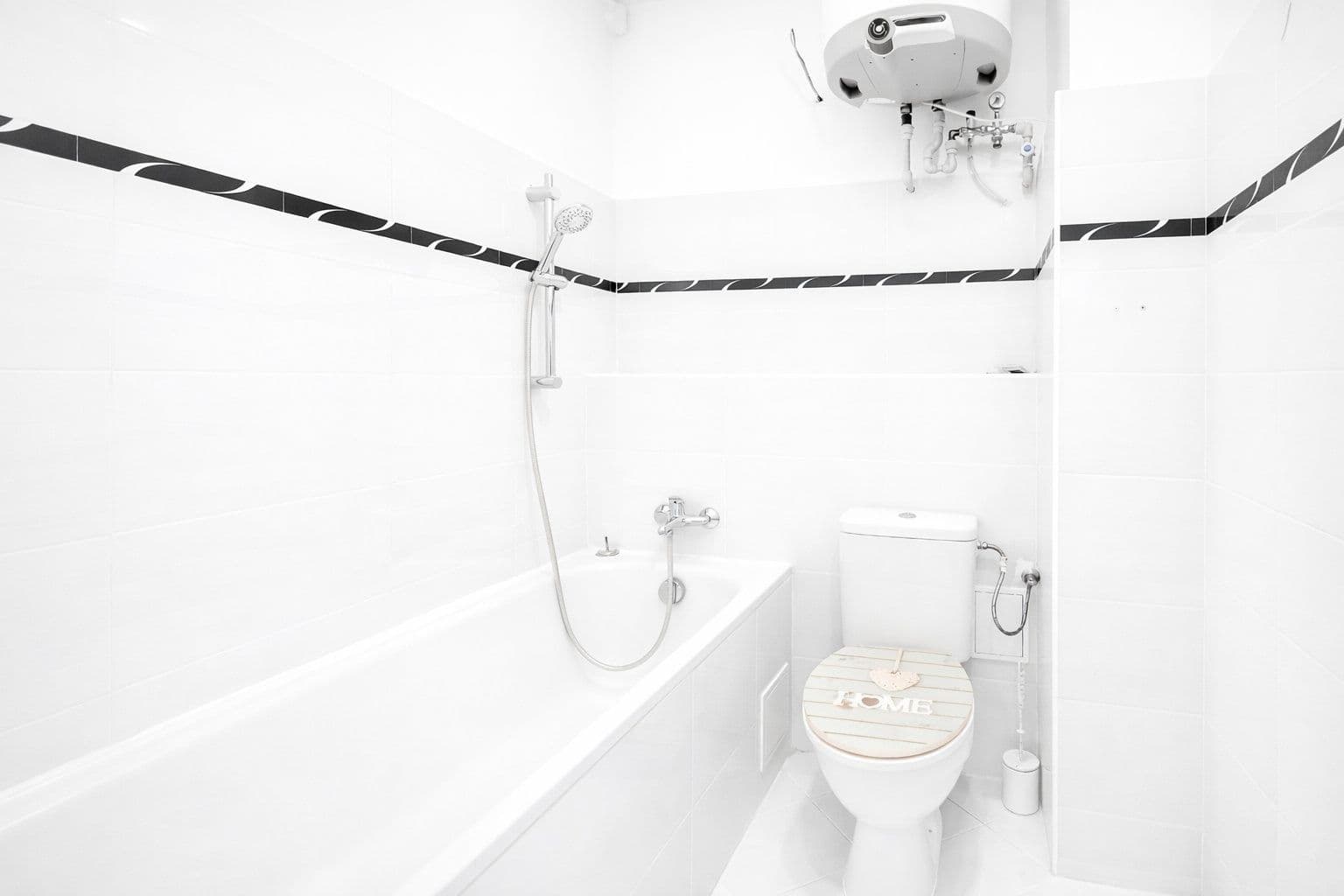 Predaj bytu 2-izbový 94 m², Karlínské náměstí, Praha, Praha Predaj bytu 2-izbový 94 m², Karlínské náměstí, Praha, Praha