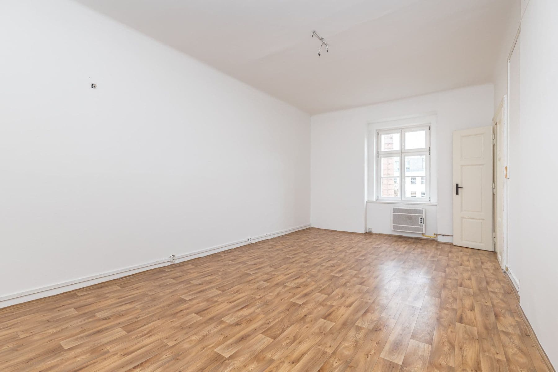 Predaj bytu 2-izbový 92 m², Karlínské náměstí, Praha, Praha Predaj bytu 2-izbový 92 m², Karlínské náměstí, Praha, Praha