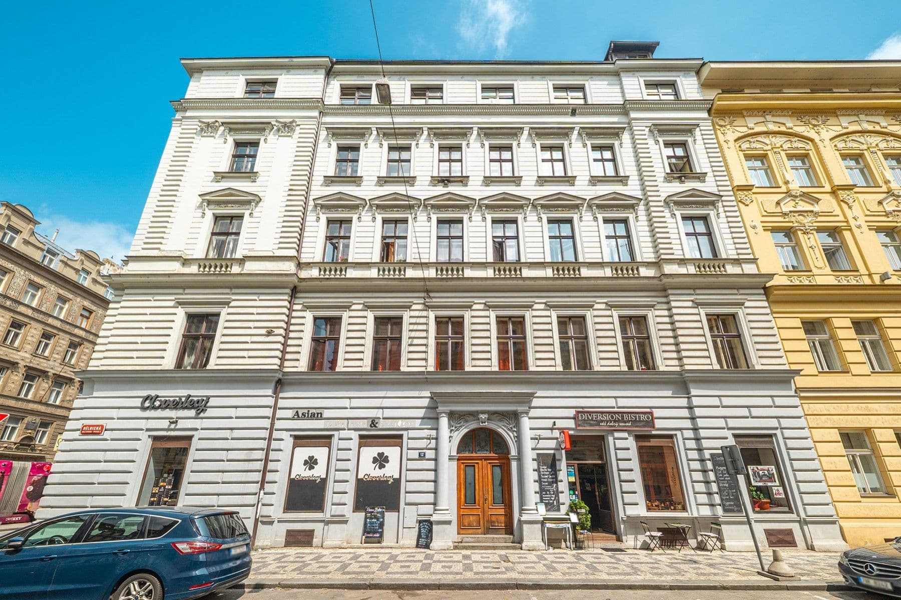 Predaj bytu 3-izbový 139 m², Mělnická, Praha, Praha Predaj bytu 3-izbový 139 m², Mělnická, Praha, Praha