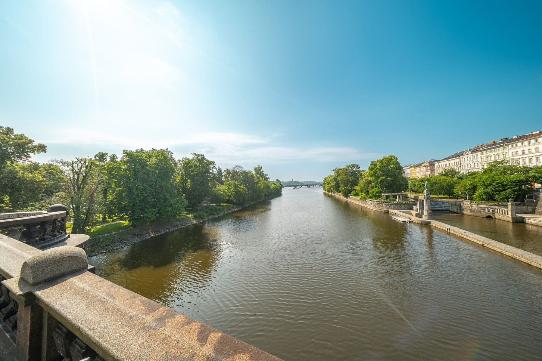 Predaj bytu 3-izbový 139 m², Mělnická, Praha, Praha Predaj bytu 3-izbový 139 m², Mělnická, Praha, Praha