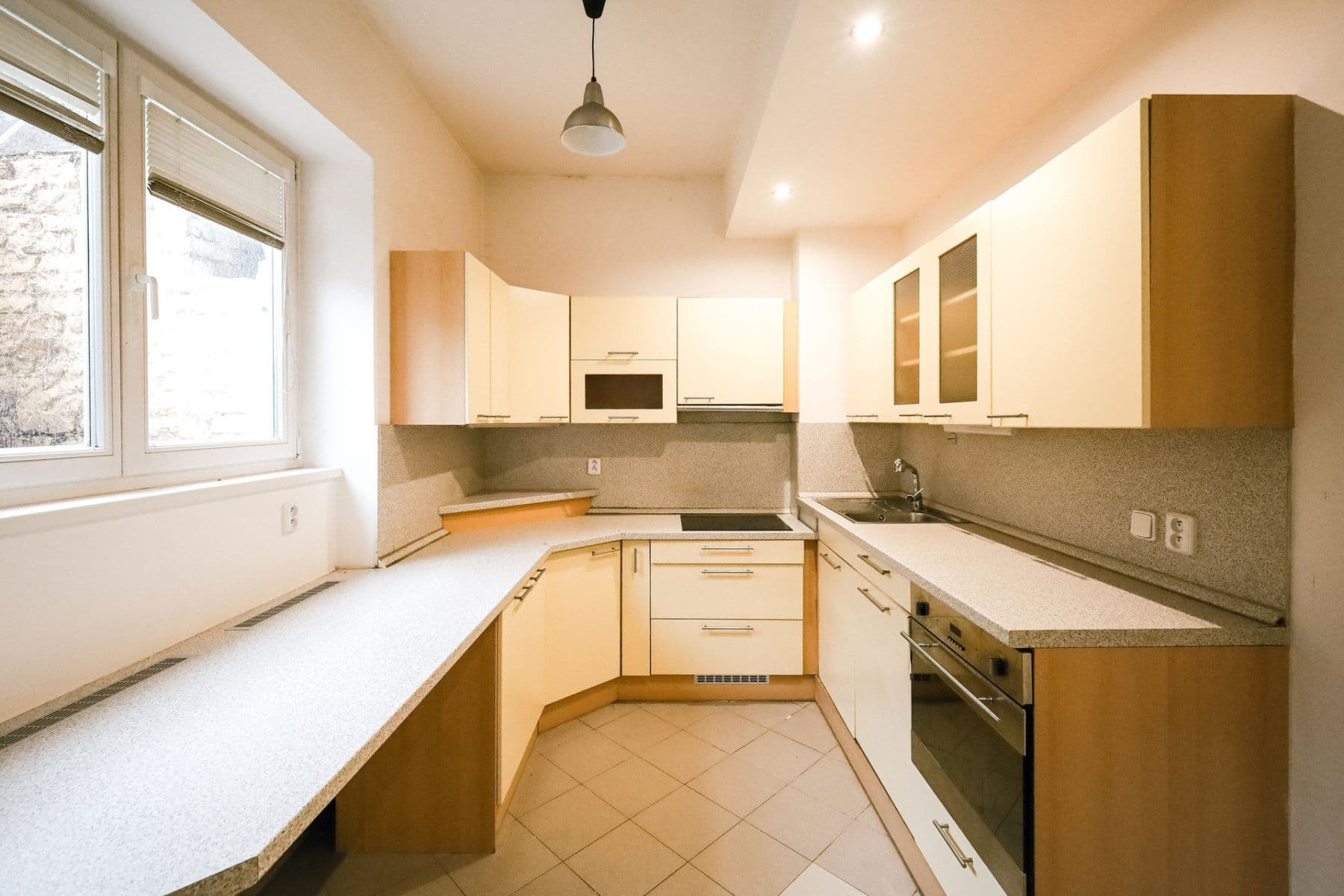 Predaj bytu 3-izbový 118 m², U Hadovky, Praha, Praha Predaj bytu 3-izbový 118 m², U Hadovky, Praha, Praha
