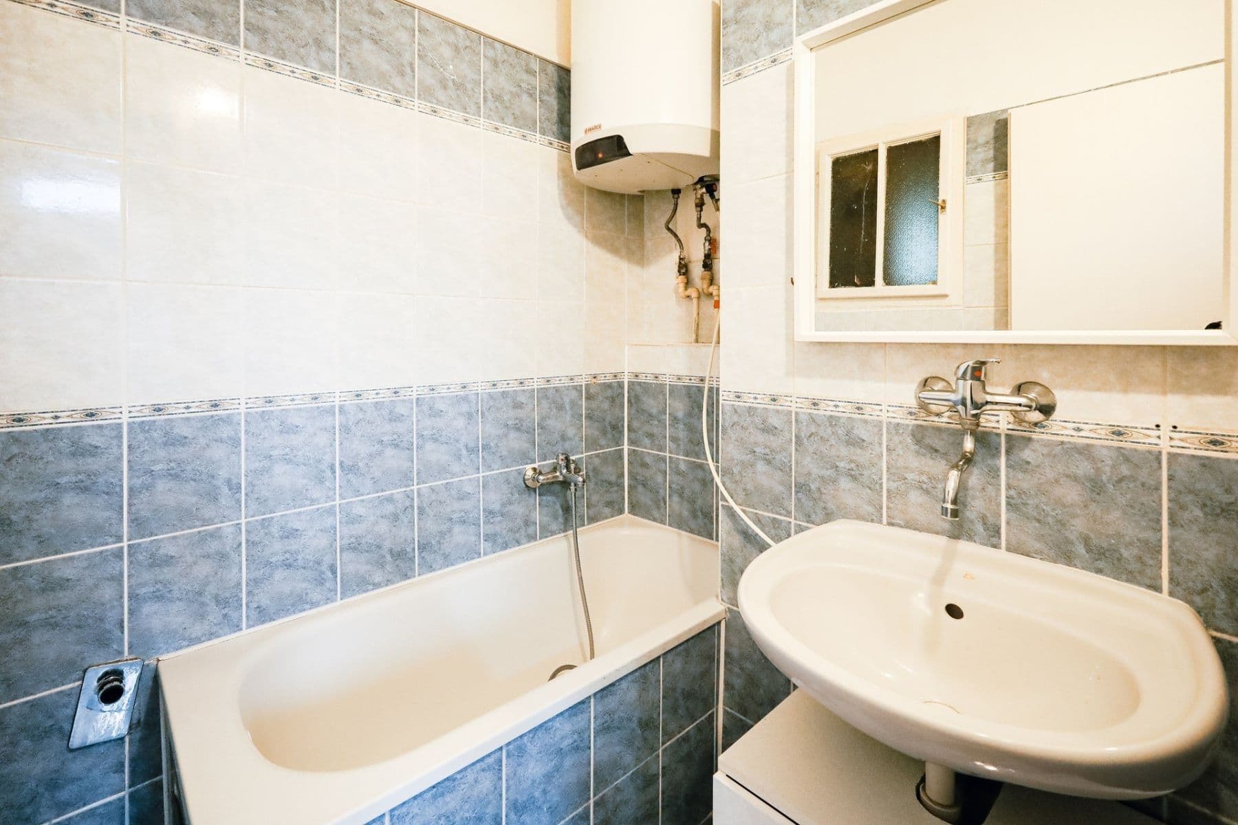 Predaj bytu 2-izbový 40 m², Vosmíkových, Praha, Praha Predaj bytu 2-izbový 40 m², Vosmíkových, Praha, Praha