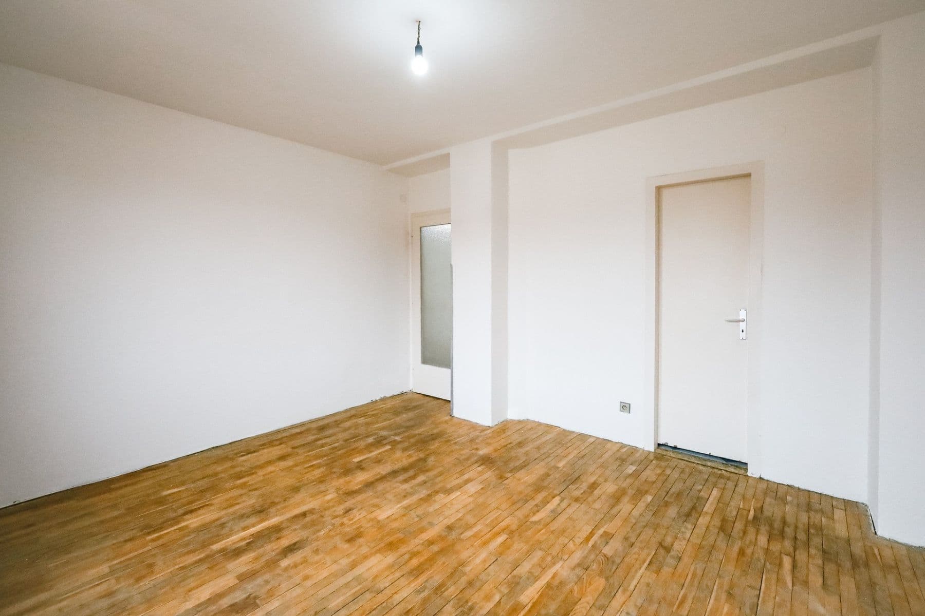 Predaj bytu 2-izbový 40 m², Vosmíkových, Praha, Praha Predaj bytu 2-izbový 40 m², Vosmíkových, Praha, Praha