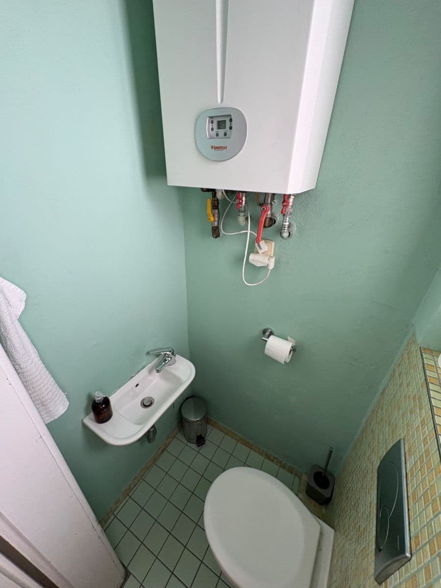 Prenájom bytu 2-izbový 38 m², U Kněžské louky, Praha, Praha Prenájom bytu 2-izbový 38 m², U Kněžské louky, Praha, Praha