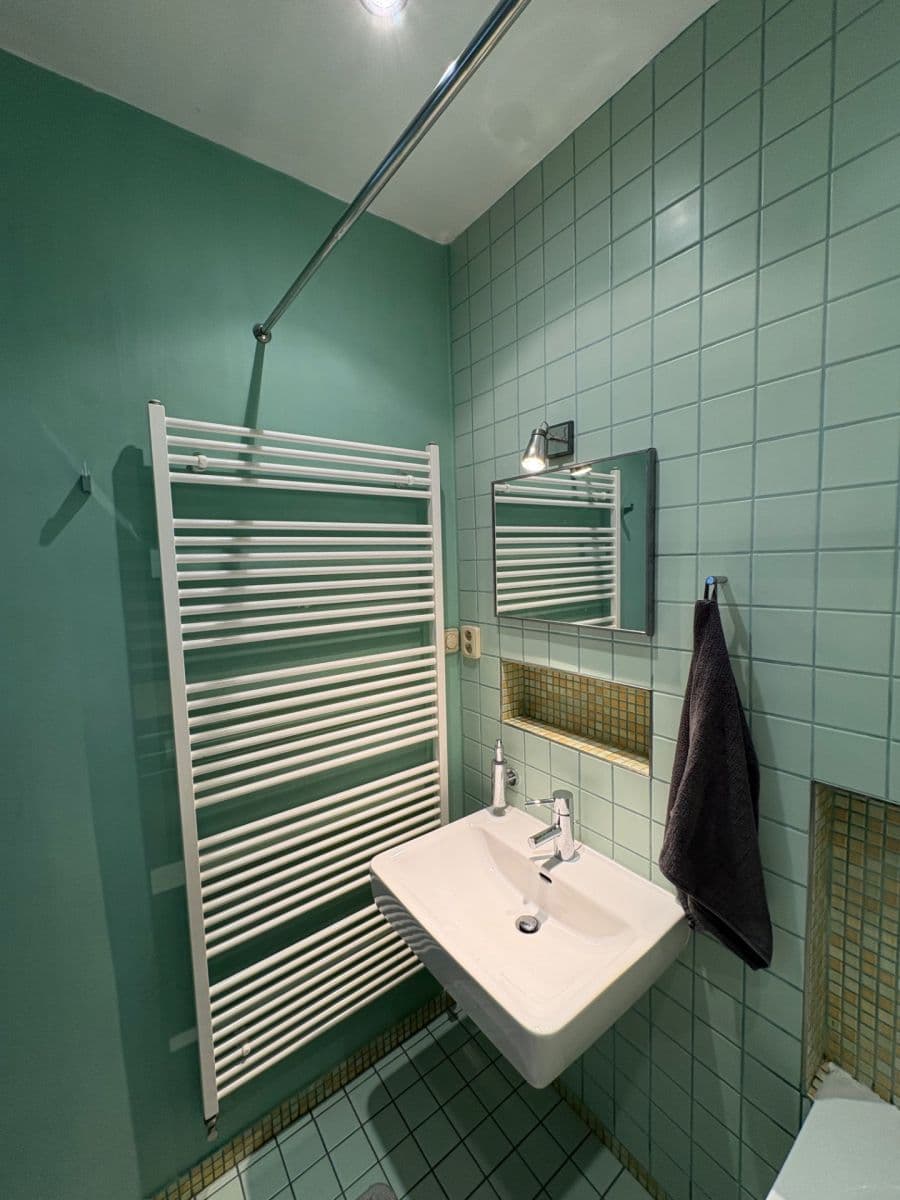 Prenájom bytu 2-izbový 38 m², U Kněžské louky, Praha, Praha Prenájom bytu 2-izbový 38 m², U Kněžské louky, Praha, Praha