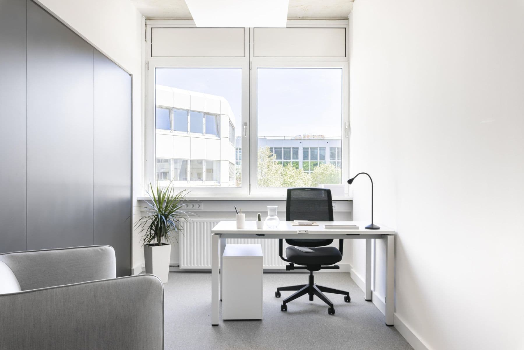 Prenájom kancelárie 1.440 m², Carl-Zeiss-Ring 15a, Ismaning, Bavorsko Prenájom kancelárie 1.440 m², Carl-Zeiss-Ring 15a, Ismaning, Bavorsko