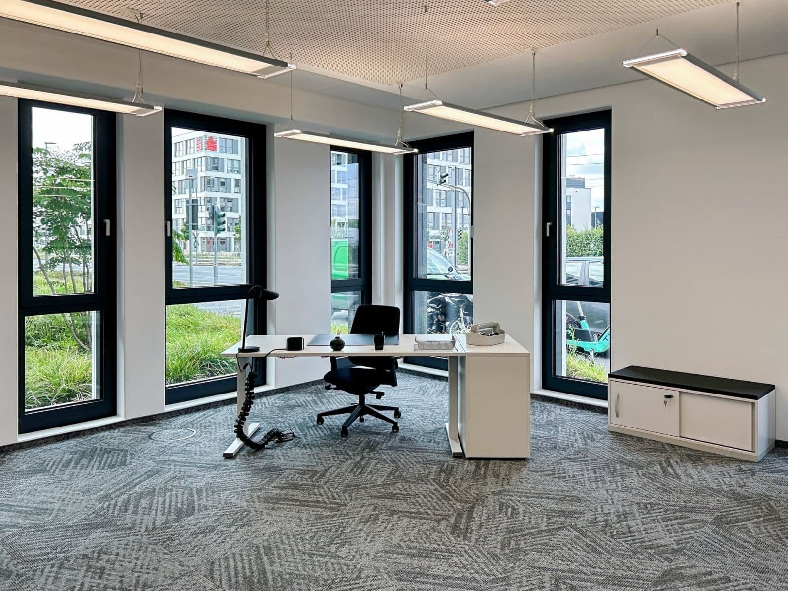 Prenájom kancelárie 5.375 m², Butzweilerhofallee 3, Köln, Severné Porýnie - Westfálsko Prenájom kancelárie 5.375 m², Butzweilerhofallee 3, Köln, Severné Porýnie - Westfálsko