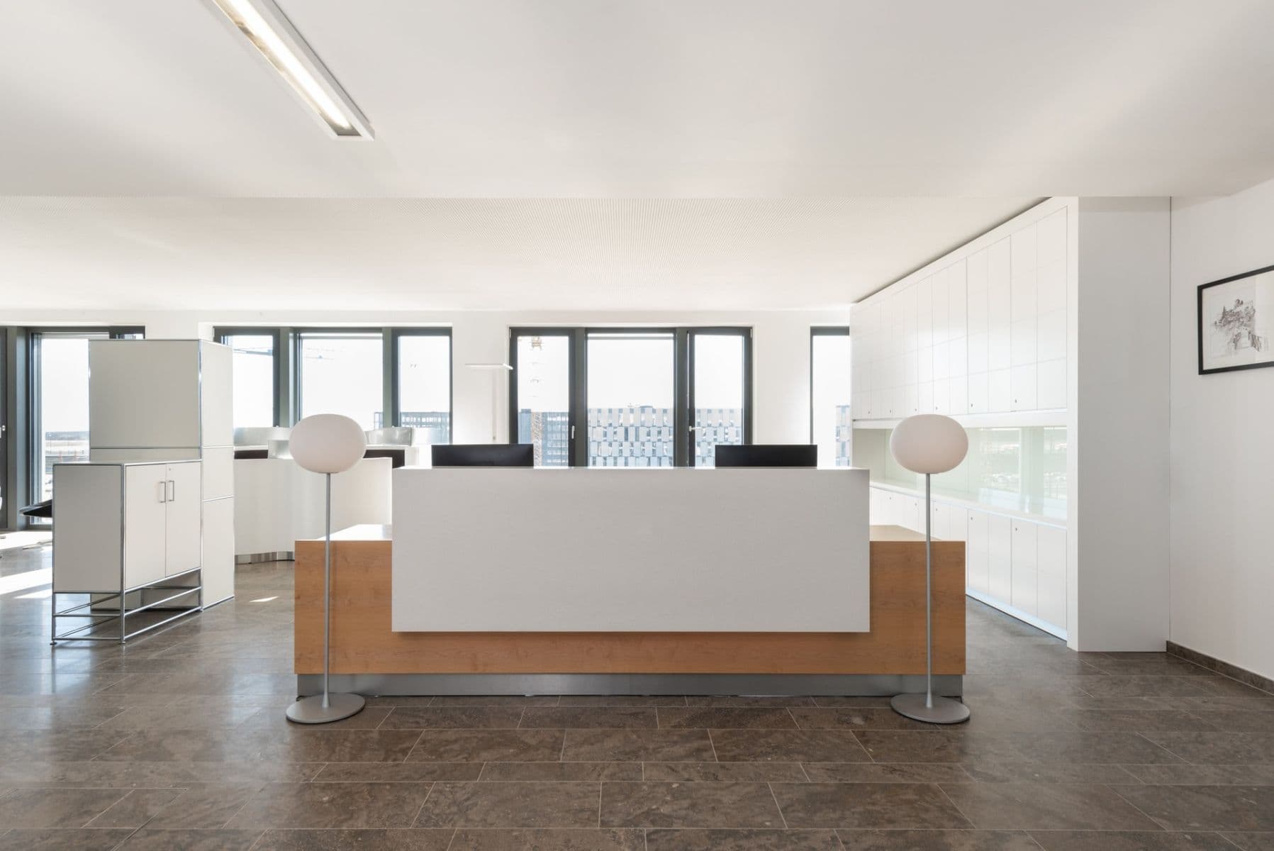 Prenájom kancelárie 1.020 m², Willy-Brandt-Platz 2, Schönefeld, Brandenbursko Prenájom kancelárie 1.020 m², Willy-Brandt-Platz 2, Schönefeld, Brandenbursko