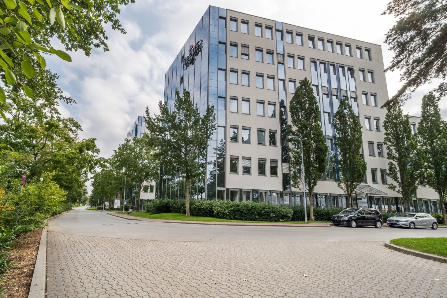 Prenájom kancelárie 639 m², Südwestpark 67, Nuremberg, Bavorsko Prenájom kancelárie 639 m², Südwestpark 67, Nuremberg, Bavorsko