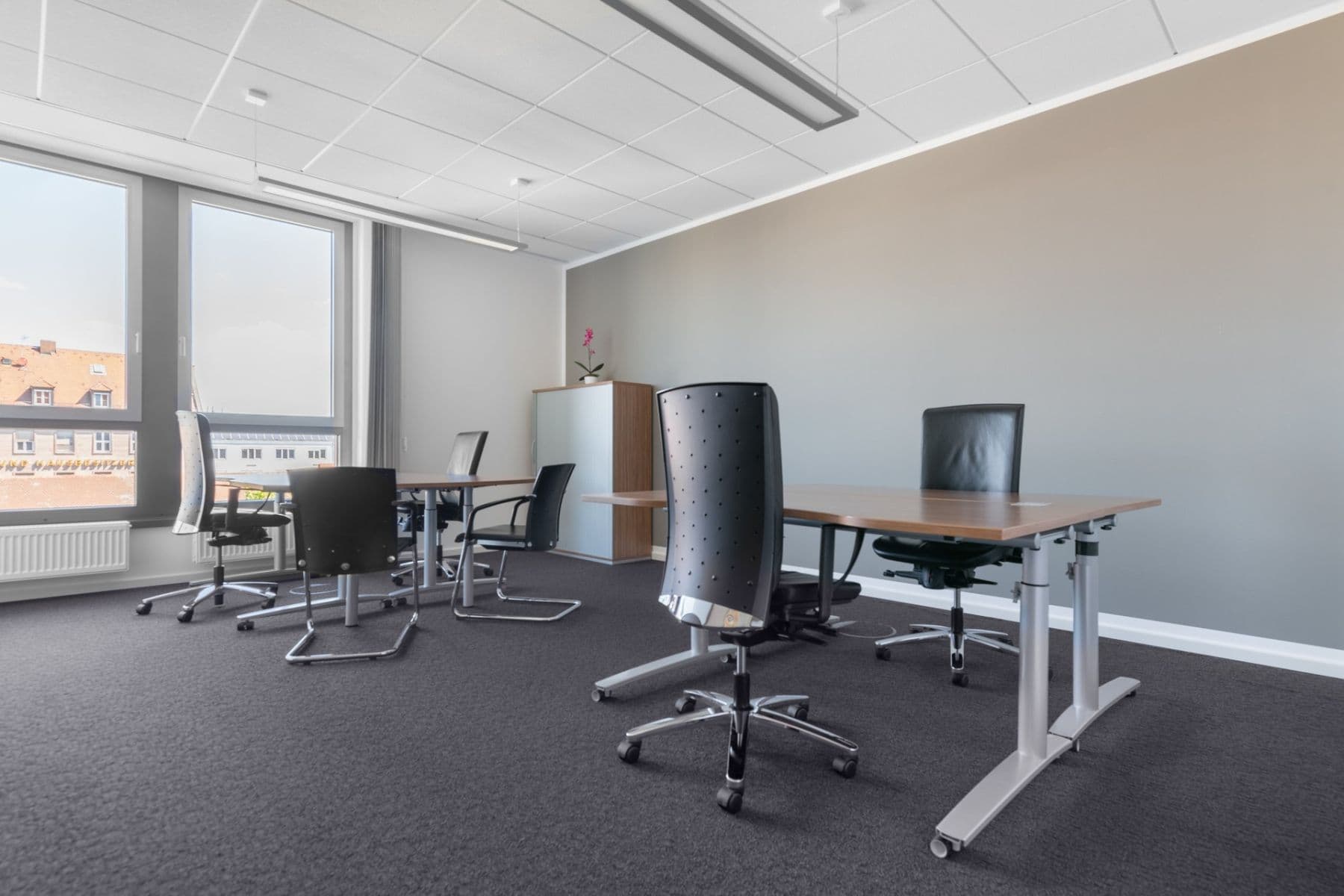 Prenájom kancelárie 924 m², Zeltnerstr. 1-3, Nürnberg, Bavorsko Prenájom kancelárie 924 m², Zeltnerstr. 1-3, Nürnberg, Bavorsko