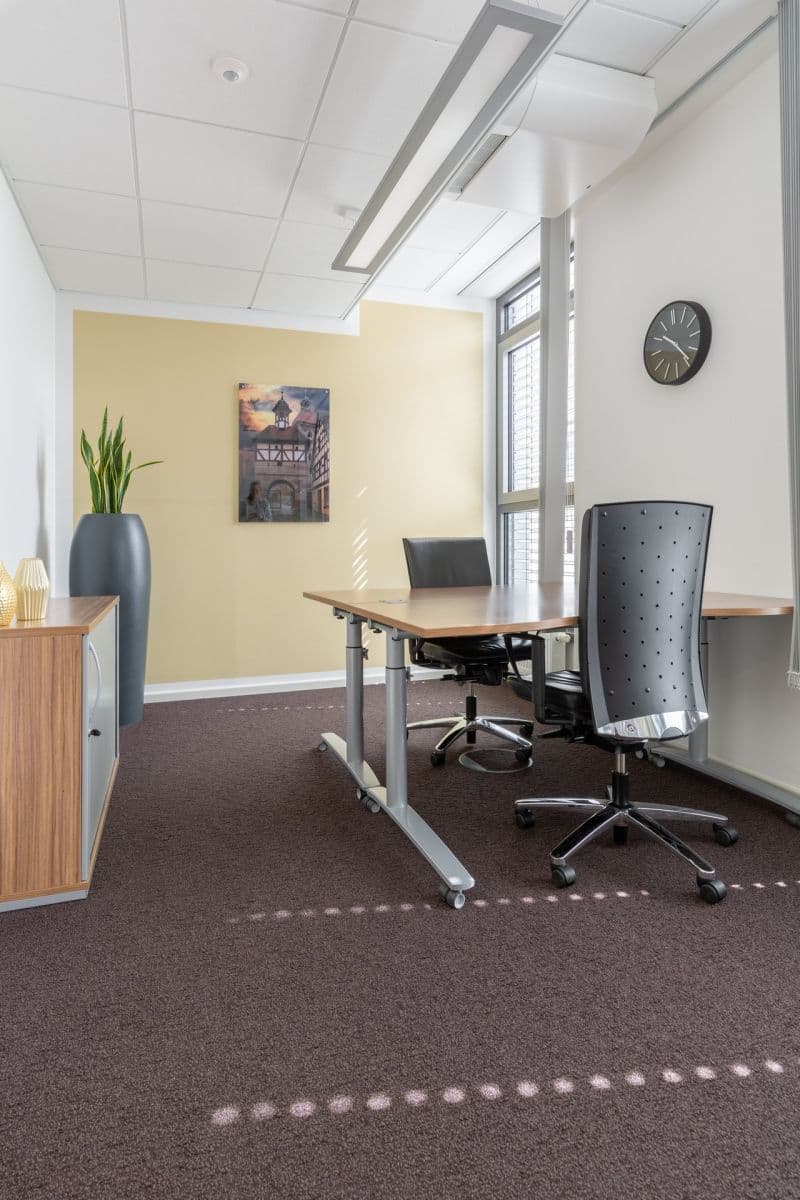 Prenájom kancelárie 924 m², Zeltnerstr. 1-3, Nürnberg, Bavorsko Prenájom kancelárie 924 m², Zeltnerstr. 1-3, Nürnberg, Bavorsko