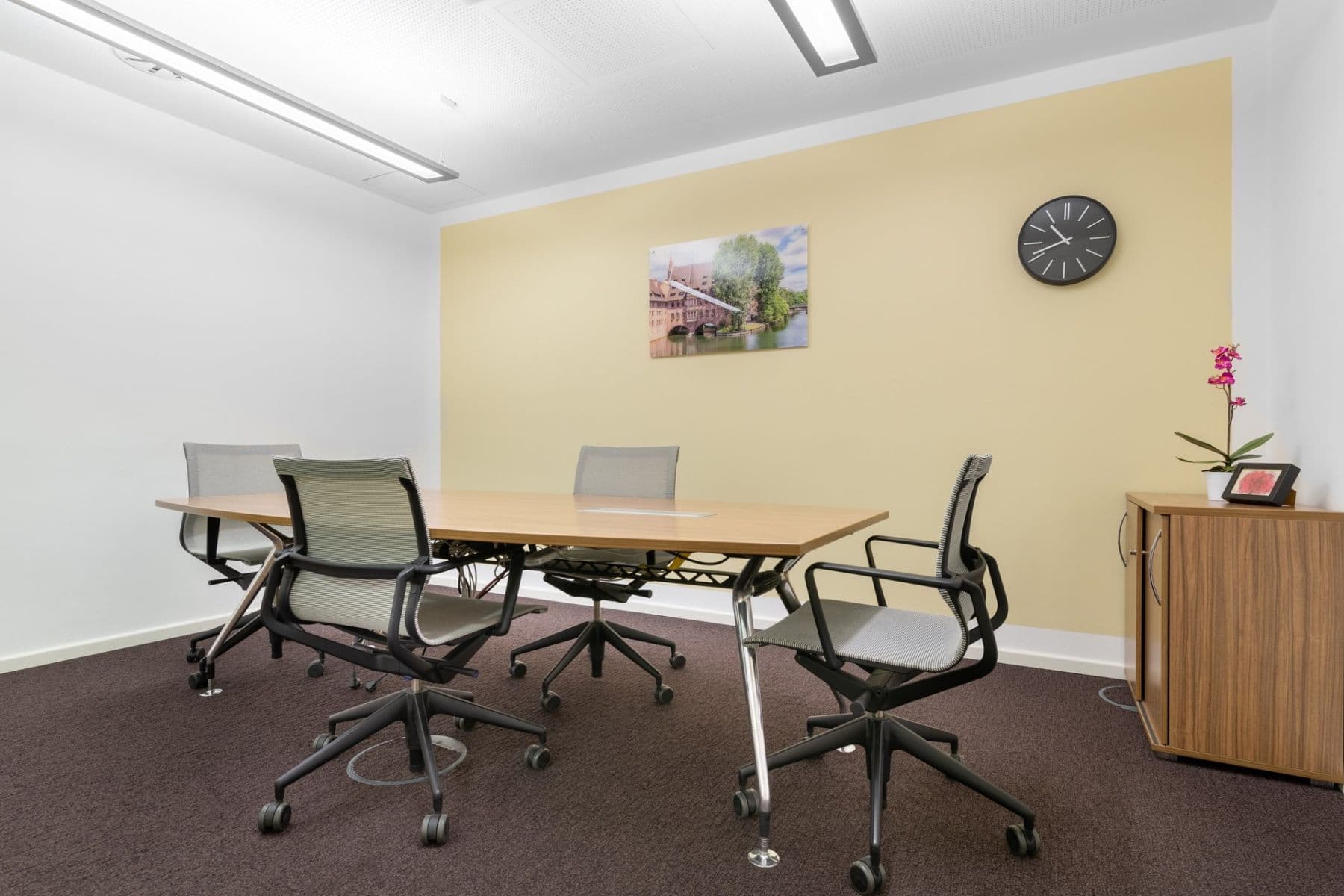 Prenájom kancelárie 924 m², Zeltnerstr. 1-3, Nürnberg, Bavorsko Prenájom kancelárie 924 m², Zeltnerstr. 1-3, Nürnberg, Bavorsko