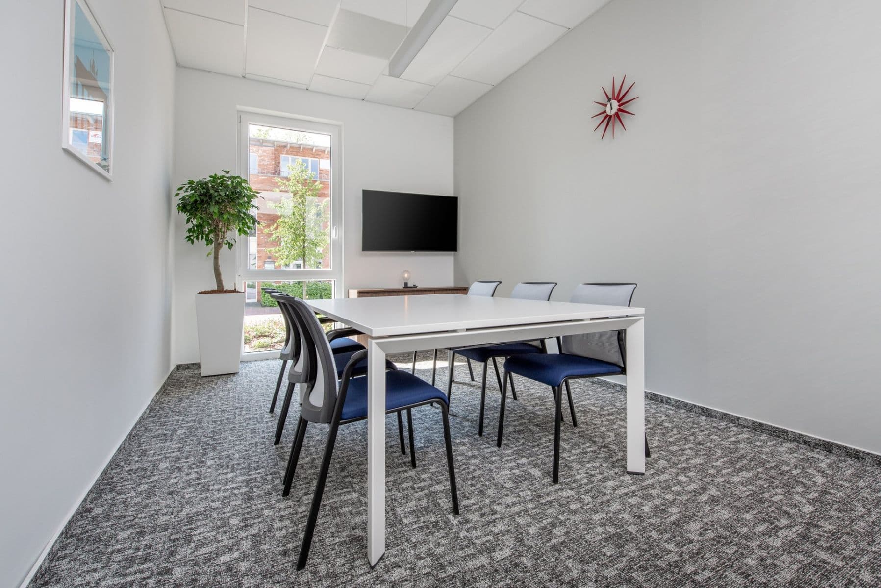 Prenájom kancelárie 2.377 m², Stau 123, Oldenburg, Dolné Sasko Prenájom kancelárie 2.377 m², Stau 123, Oldenburg, Dolné Sasko