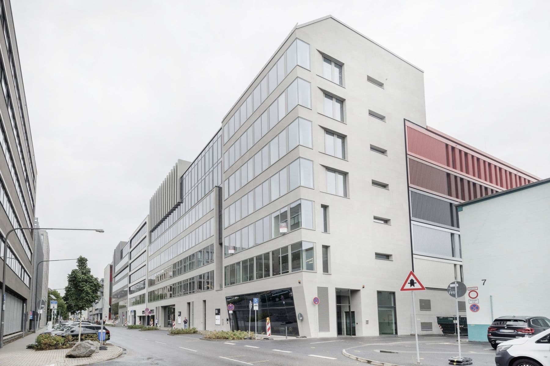 Prenájom kancelárie 5.594 m², Lindleystraße 8A, Frankfurt, Hesensko Prenájom kancelárie 5.594 m², Lindleystraße 8A, Frankfurt, Hesensko