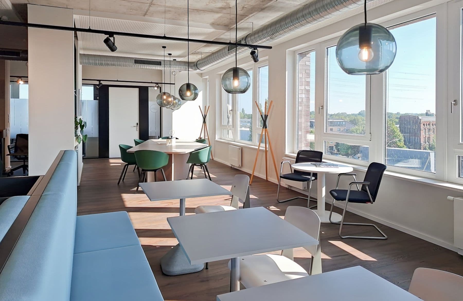 Prenájom kancelárie 1.601 m², Veritaskai 8, Hamburg, Hamburg Prenájom kancelárie 1.601 m², Veritaskai 8, Hamburg, Hamburg