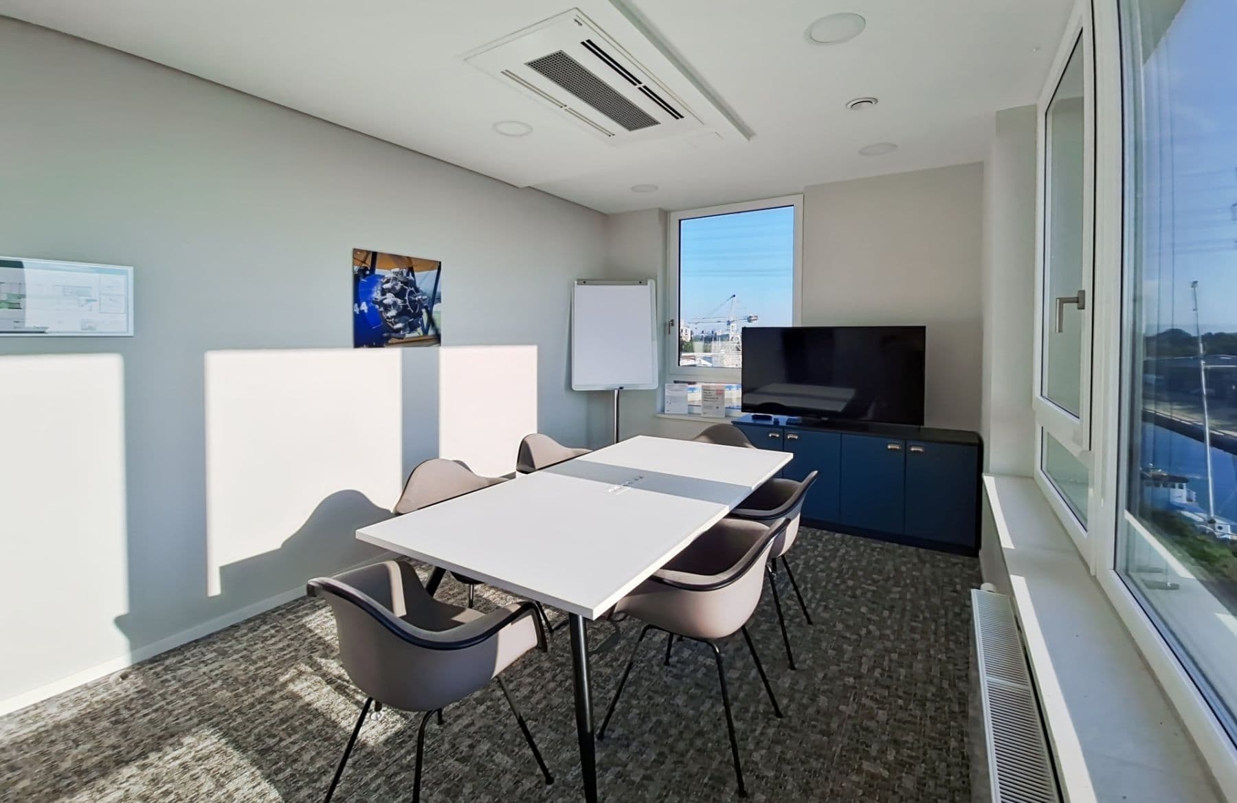 Prenájom kancelárie 1.601 m², Veritaskai 8, Hamburg, Hamburg Prenájom kancelárie 1.601 m², Veritaskai 8, Hamburg, Hamburg