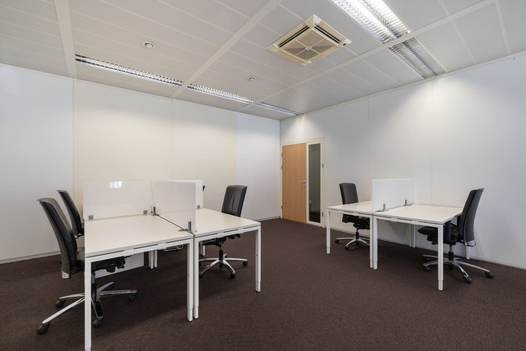 Prenájom kancelárie 2.268 m², Prinzenallee 7, Düsseldorf, Severné Porýnie - Westfálsko Prenájom kancelárie 2.268 m², Prinzenallee 7, Düsseldorf, Severné Porýnie - Westfálsko