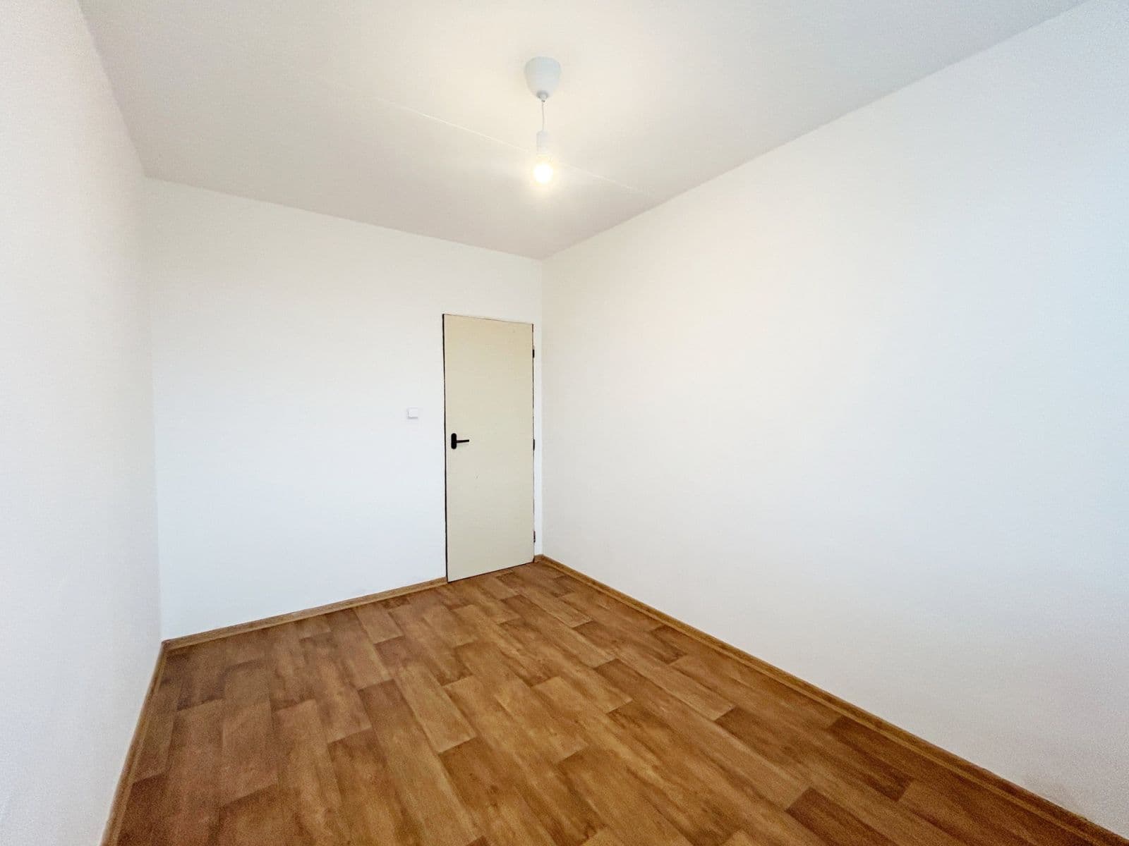Prenájom bytu 4-izbový 89 m², Doležalova, Praha, Praha Prenájom bytu 4-izbový 89 m², Doležalova, Praha, Praha