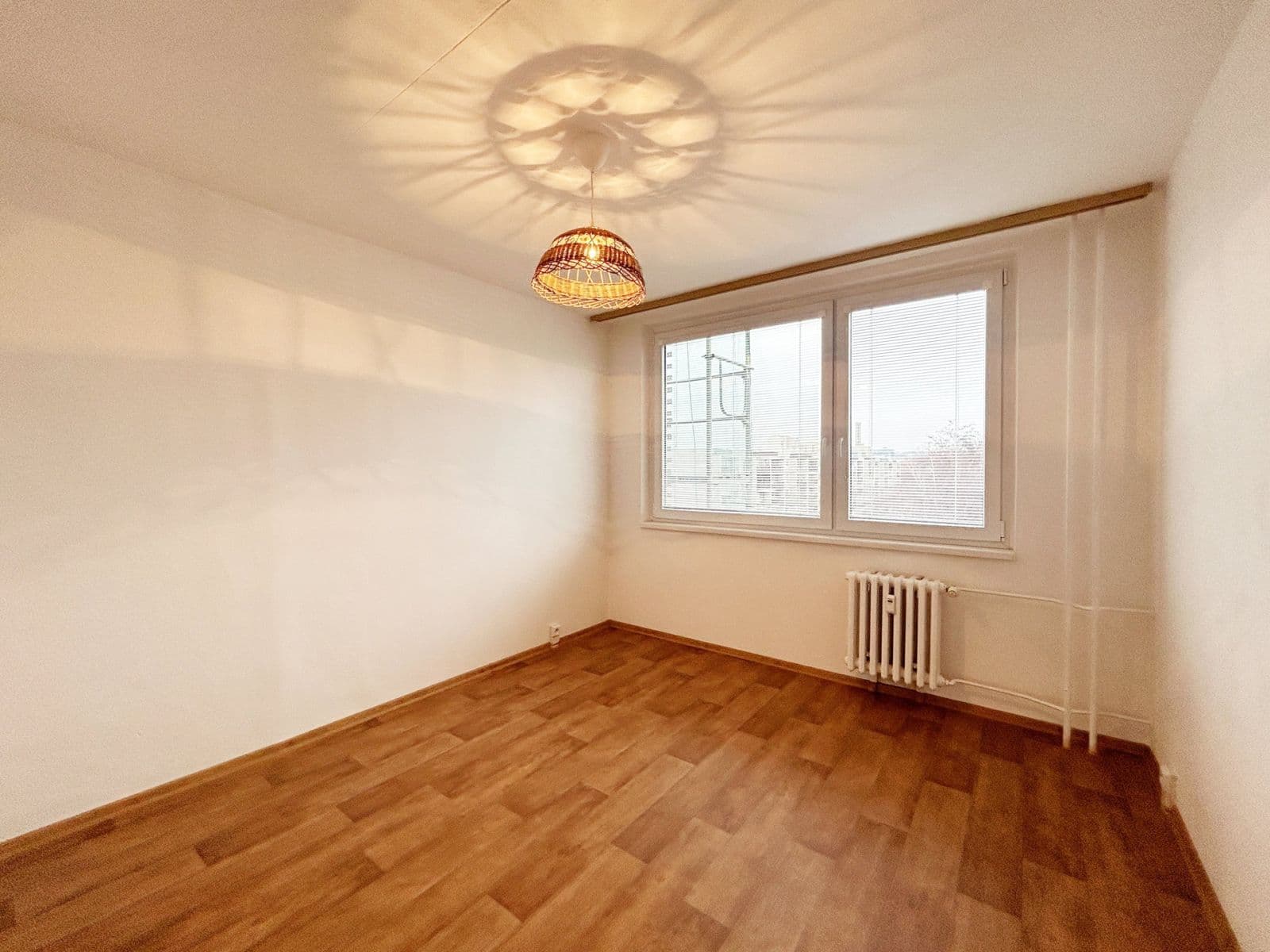 Prenájom bytu 4-izbový 89 m², Doležalova, Praha, Praha Prenájom bytu 4-izbový 89 m², Doležalova, Praha, Praha