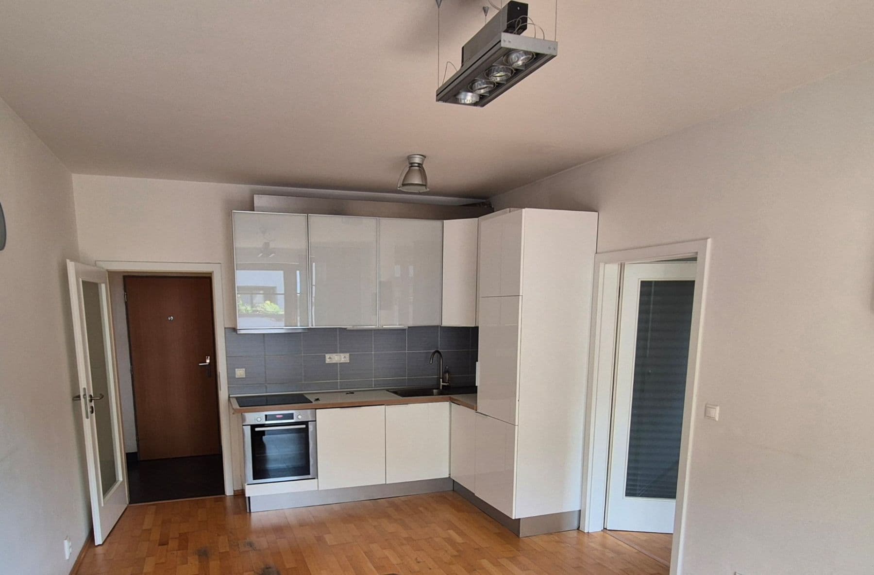 Prenájom bytu 2-izbový 49 m², Na Neklance, Praha, Praha Prenájom bytu 2-izbový 49 m², Na Neklance, Praha, Praha