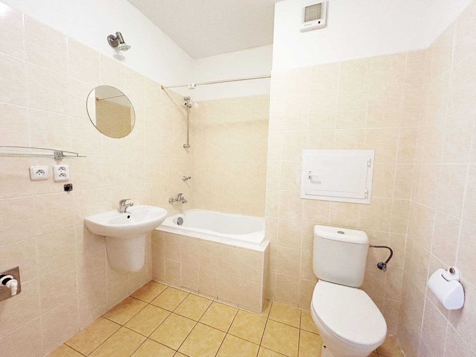 Prenájom bytu 1-izbový 38 m², Wiedermannova, Praha, Praha Prenájom bytu 1-izbový 38 m², Wiedermannova, Praha, Praha
