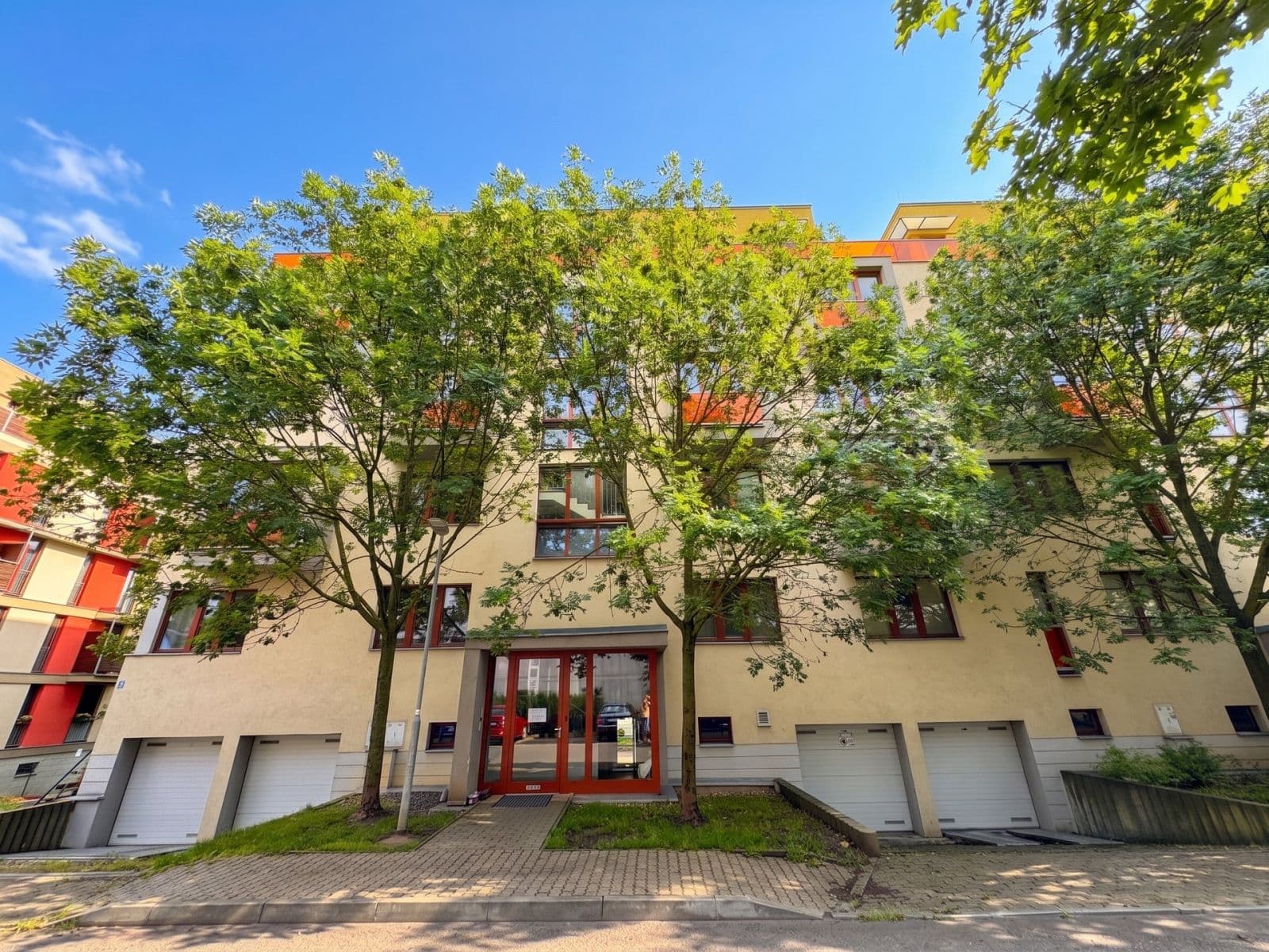 Prenájom bytu 3-izbový 69 m², Nad Paloučkem, Beroun, Středočeský kraj Prenájom bytu 3-izbový 69 m², Nad Paloučkem, Beroun, Středočeský kraj
