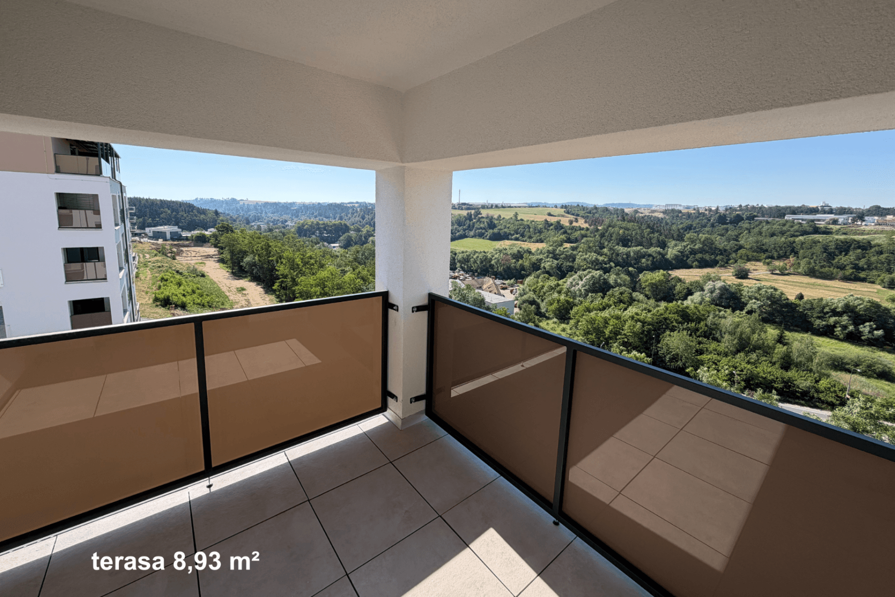 Prenájom bytu 2-izbový 60 m², Modřínová, Třebíč, Kraj Vysočina Prenájom bytu 2-izbový 60 m², Modřínová, Třebíč, Kraj Vysočina