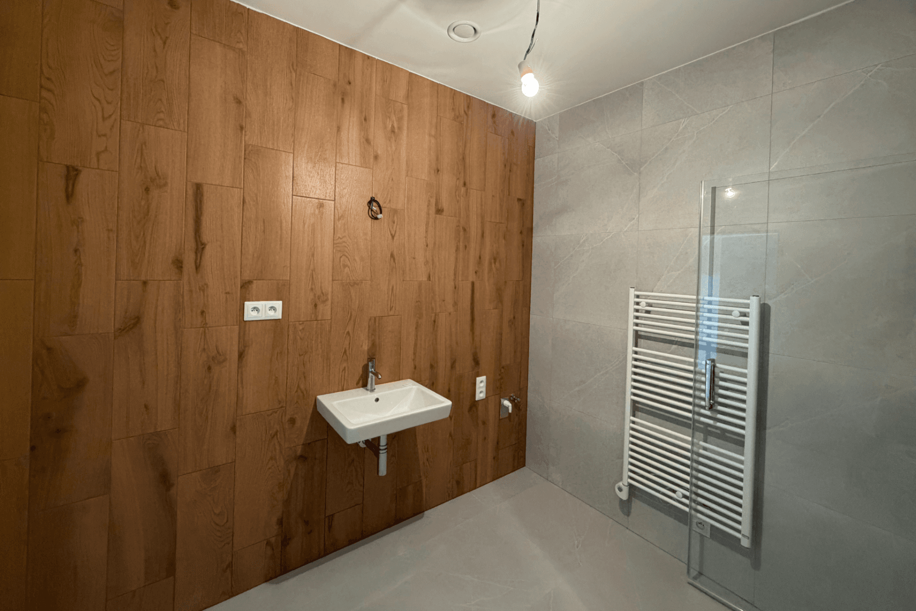 Prenájom bytu 2-izbový 60 m², Modřínová, Třebíč, Kraj Vysočina Prenájom bytu 2-izbový 60 m², Modřínová, Třebíč, Kraj Vysočina