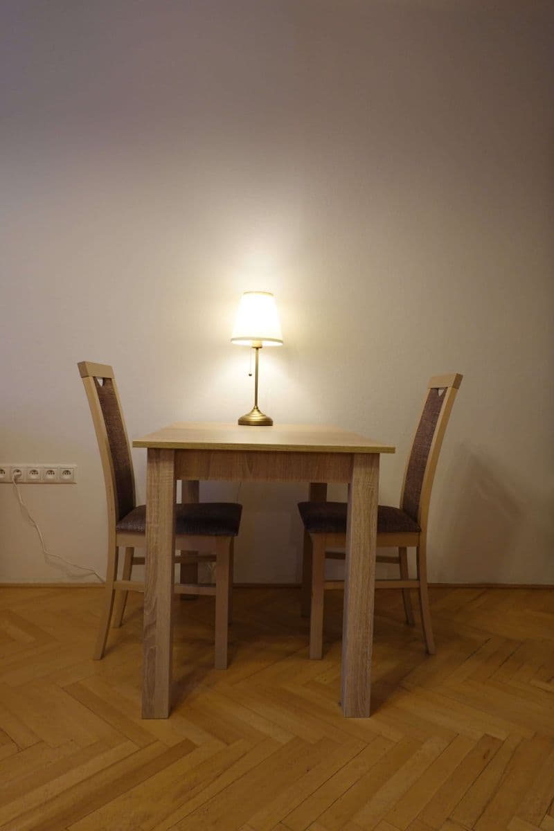 Prenájom bytu 2-izbový 50 m², Astrová, Ružinov, Bratislavský kraj Prenájom bytu 2-izbový 50 m², Astrová, Ružinov, Bratislavský kraj