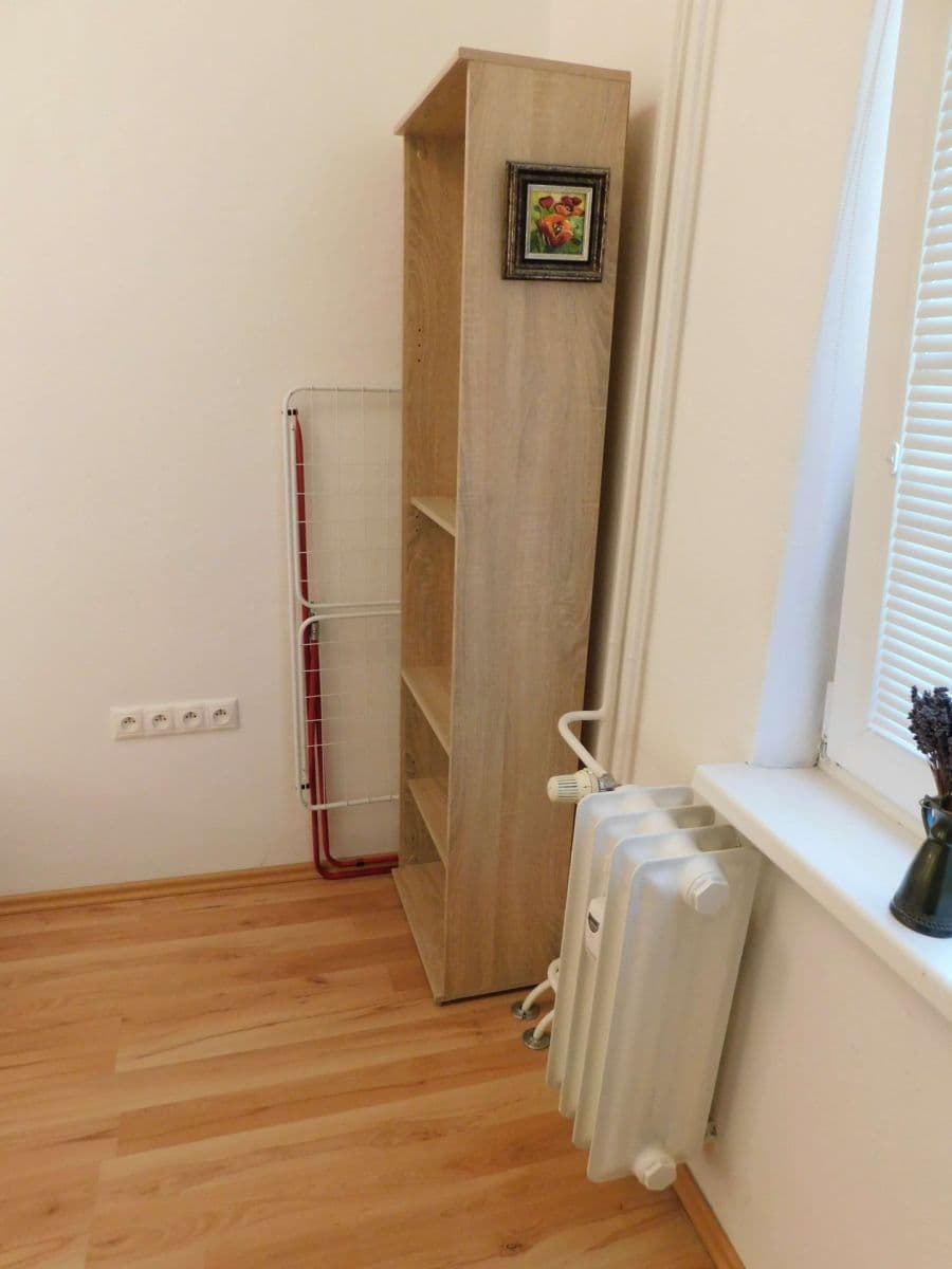 Prenájom bytu 2-izbový 50 m², Astrová, Ružinov, Bratislavský kraj Prenájom bytu 2-izbový 50 m², Astrová, Ružinov, Bratislavský kraj