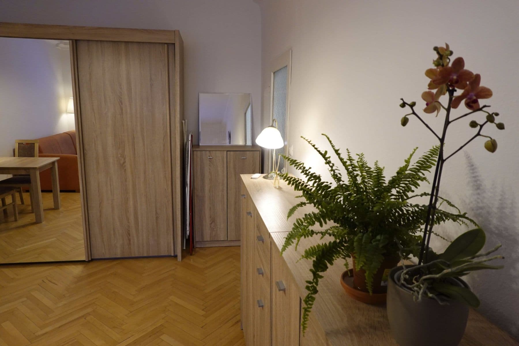 Prenájom bytu 2-izbový 50 m², Astrová, Ružinov, Bratislavský kraj Prenájom bytu 2-izbový 50 m², Astrová, Ružinov, Bratislavský kraj