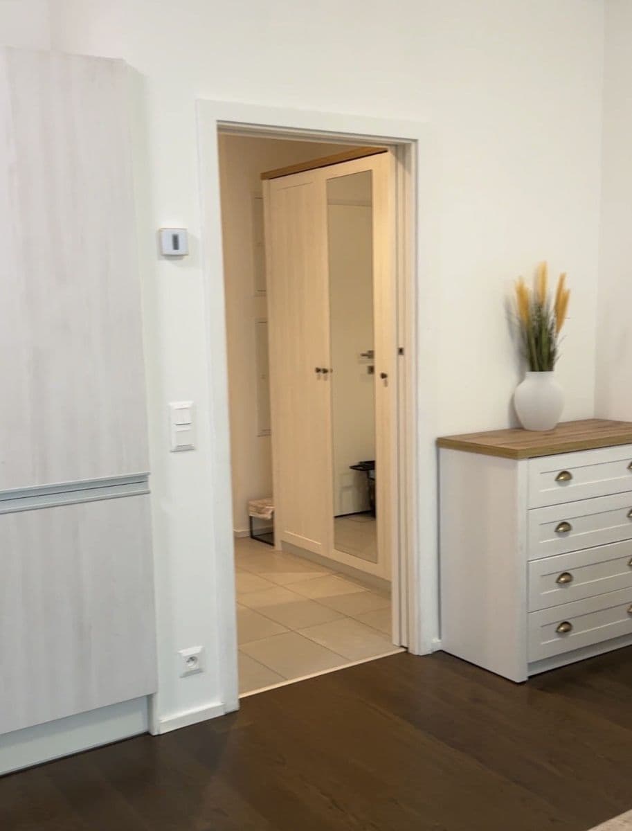 Prenájom bytu 42 m², Archangelská, Praha, Praha Prenájom bytu 42 m², Archangelská, Praha, Praha