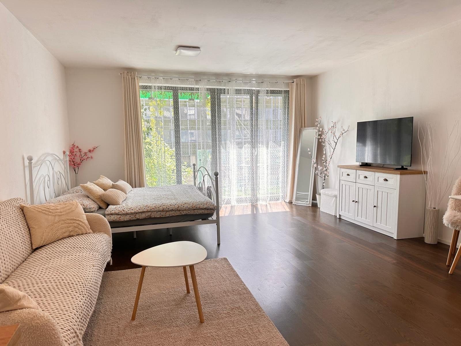 Prenájom bytu 42 m², Archangelská, Praha, Praha Prenájom bytu 42 m², Archangelská, Praha, Praha
