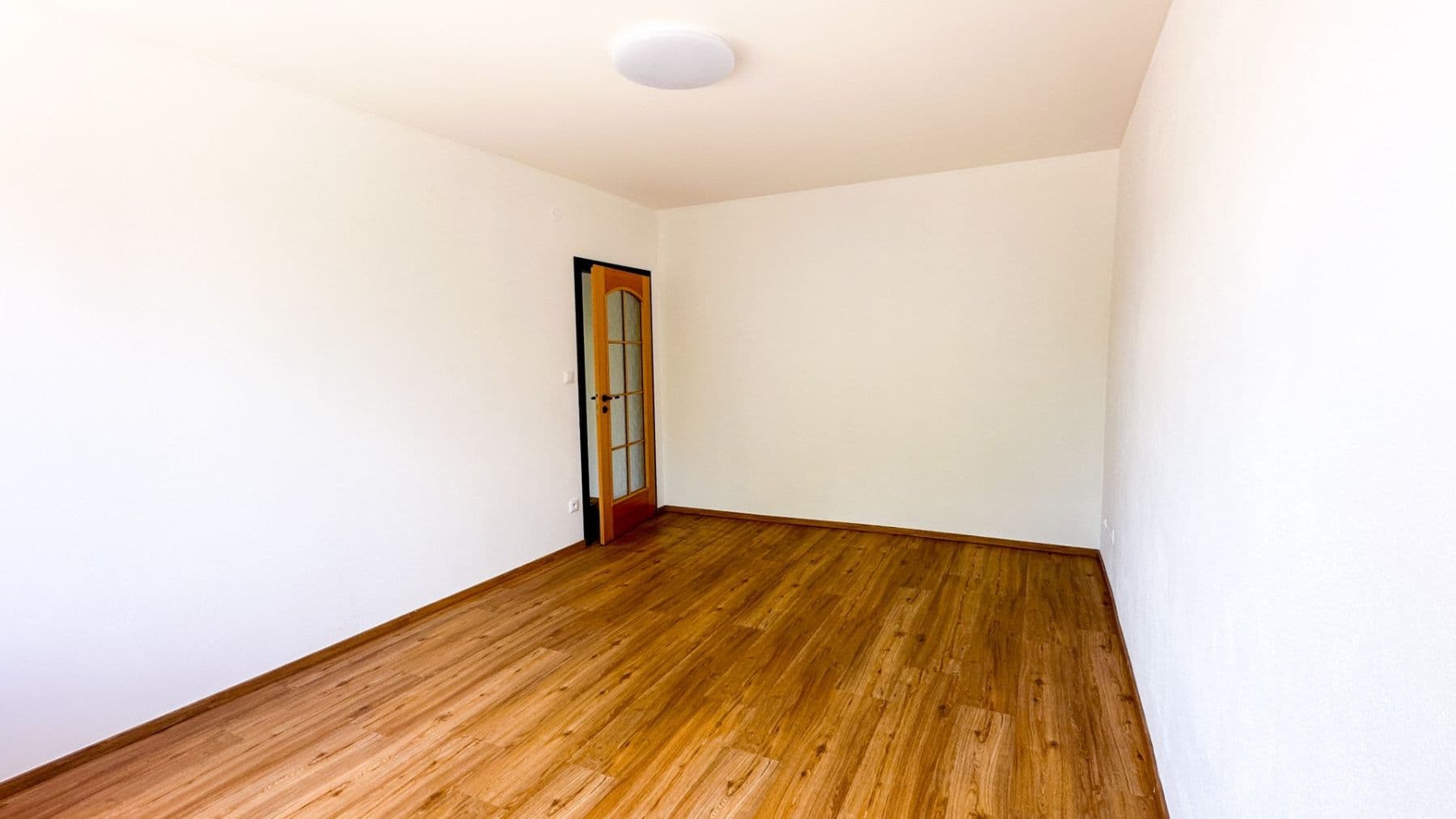 Prenájom bytu 3-izbový 80 m², Stonařov, Kraj Vysočina Prenájom bytu 3-izbový 80 m², Stonařov, Kraj Vysočina