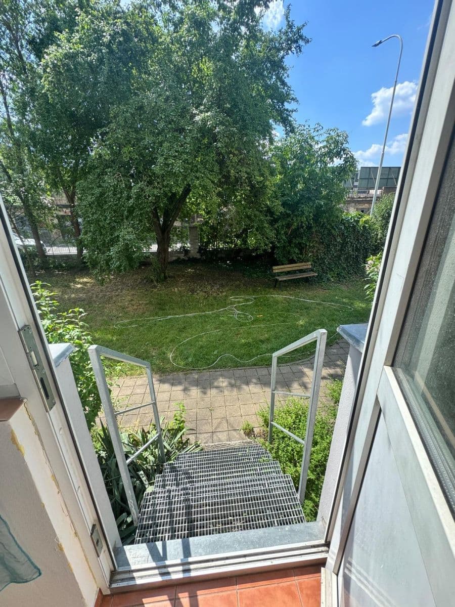 Prenájom bytu 2-izbový 56 m², Osadní, Praha, Praha Prenájom bytu 2-izbový 56 m², Osadní, Praha, Praha