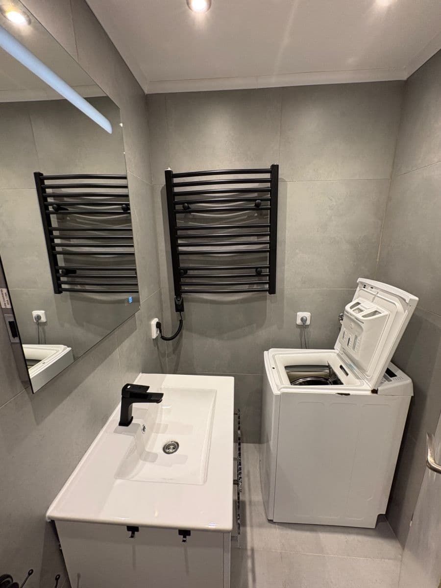 Prenájom bytu 1-izbový 28 m², Na Celné, Praha, Praha Prenájom bytu 1-izbový 28 m², Na Celné, Praha, Praha