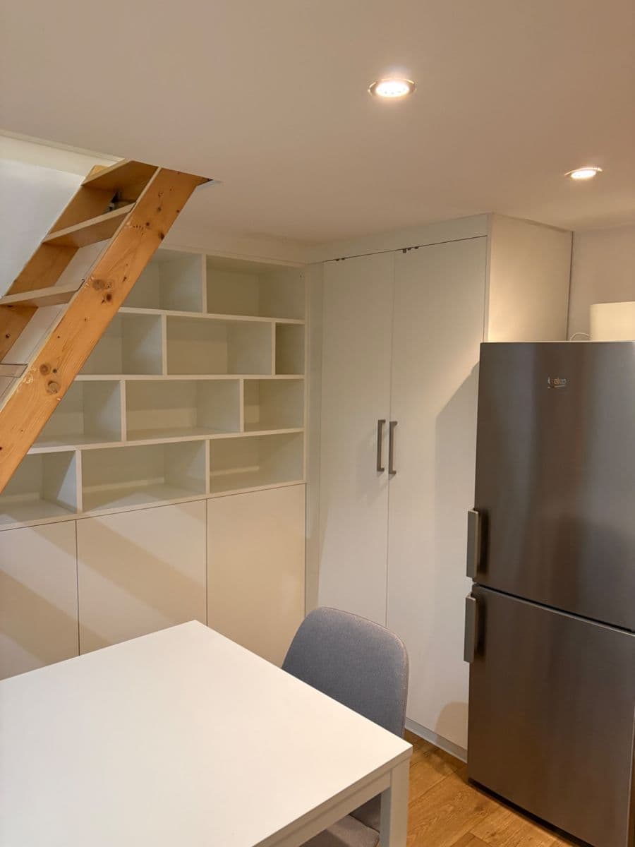 Prenájom bytu 1-izbový 28 m², Na Celné, Praha, Praha Prenájom bytu 1-izbový 28 m², Na Celné, Praha, Praha