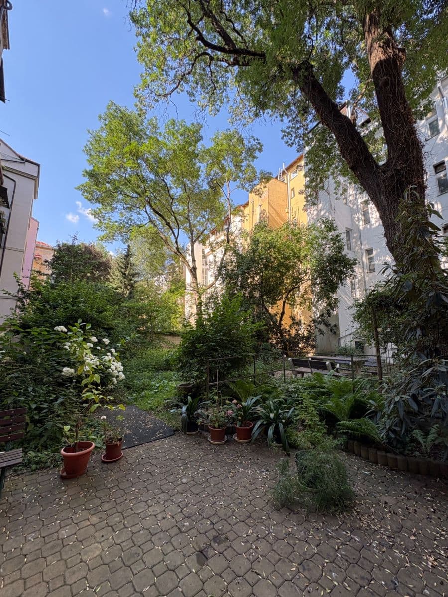 Prenájom bytu 1-izbový 28 m², Na Celné, Praha, Praha Prenájom bytu 1-izbový 28 m², Na Celné, Praha, Praha