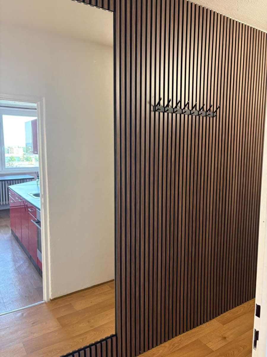 Prenájom bytu 2-izbový 57 m², kpt. Jaroše, Olomouc, Olomoucký kraj Prenájom bytu 2-izbový 57 m², kpt. Jaroše, Olomouc, Olomoucký kraj