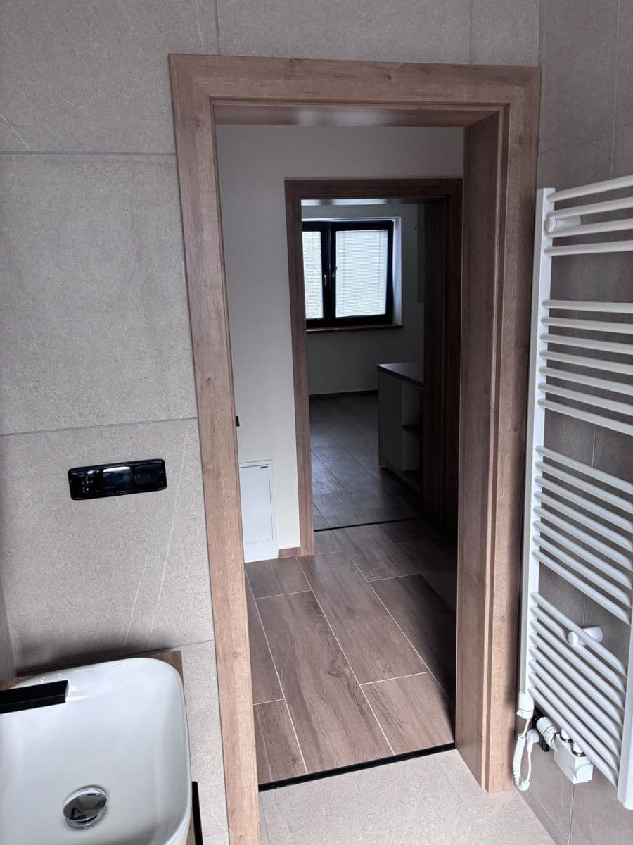 Prenájom bytu 3-izbový 79 m², Jabloňová, Orlová, Moravskoslezský kraj Prenájom bytu 3-izbový 79 m², Jabloňová, Orlová, Moravskoslezský kraj