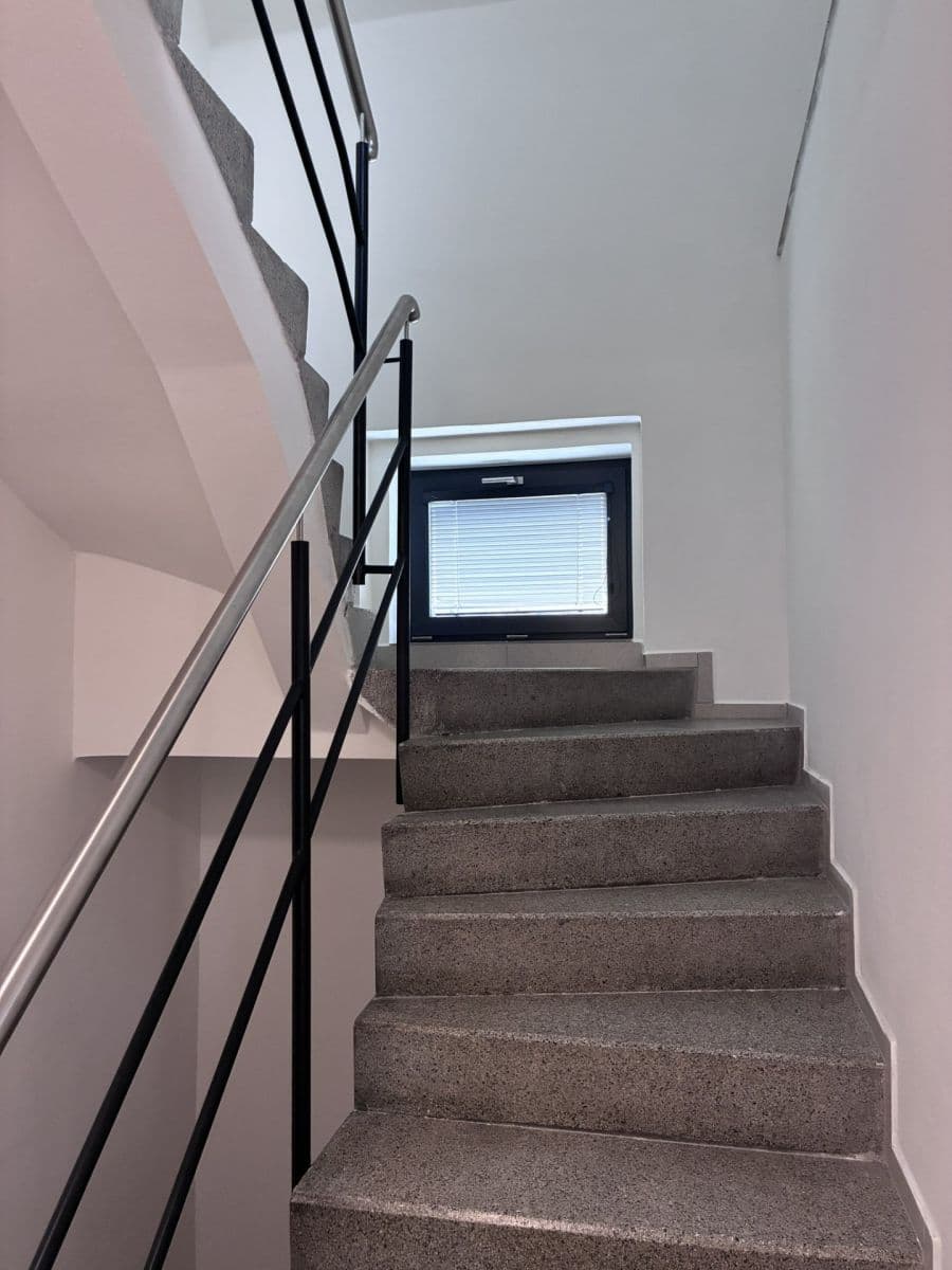 Prenájom bytu 3-izbový 79 m², Jabloňová, Orlová, Moravskoslezský kraj Prenájom bytu 3-izbový 79 m², Jabloňová, Orlová, Moravskoslezský kraj