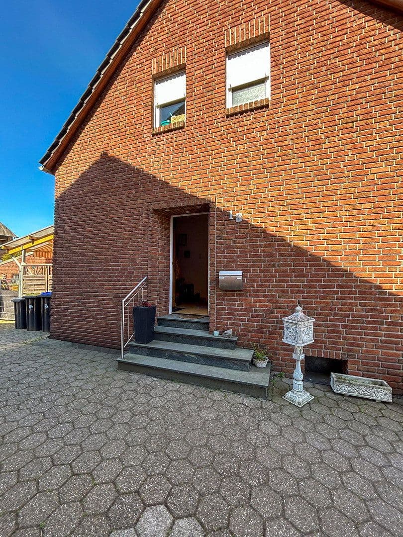 Prenájom domu 100 m², pozemek 300 m², Vereinsstr. 18, Bocholt, Severné Porýnie - Westfálsko Prenájom domu 100 m², pozemek 300 m², Vereinsstr. 18, Bocholt, Severné Porýnie - Westfálsko